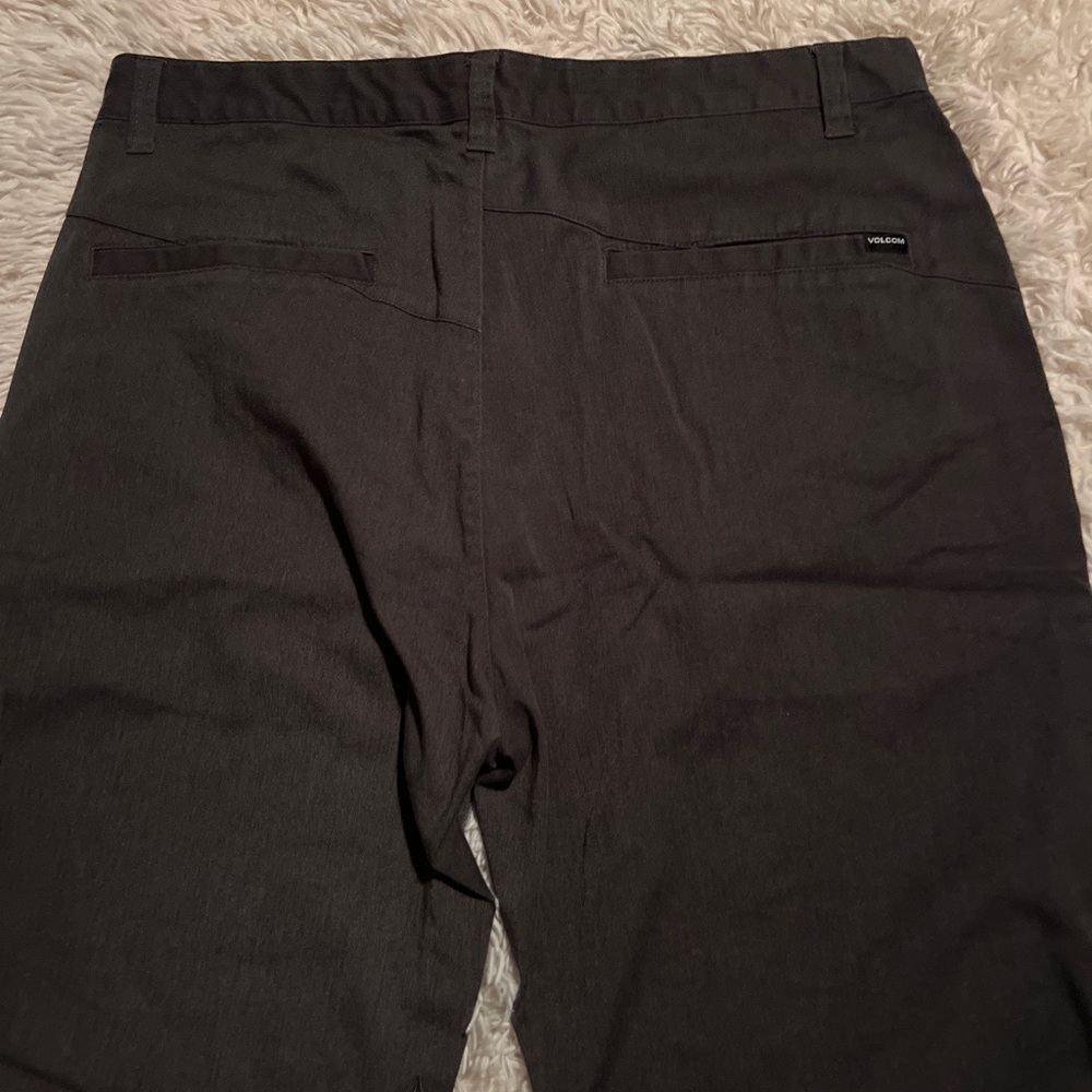 Mens Volcom shorts.